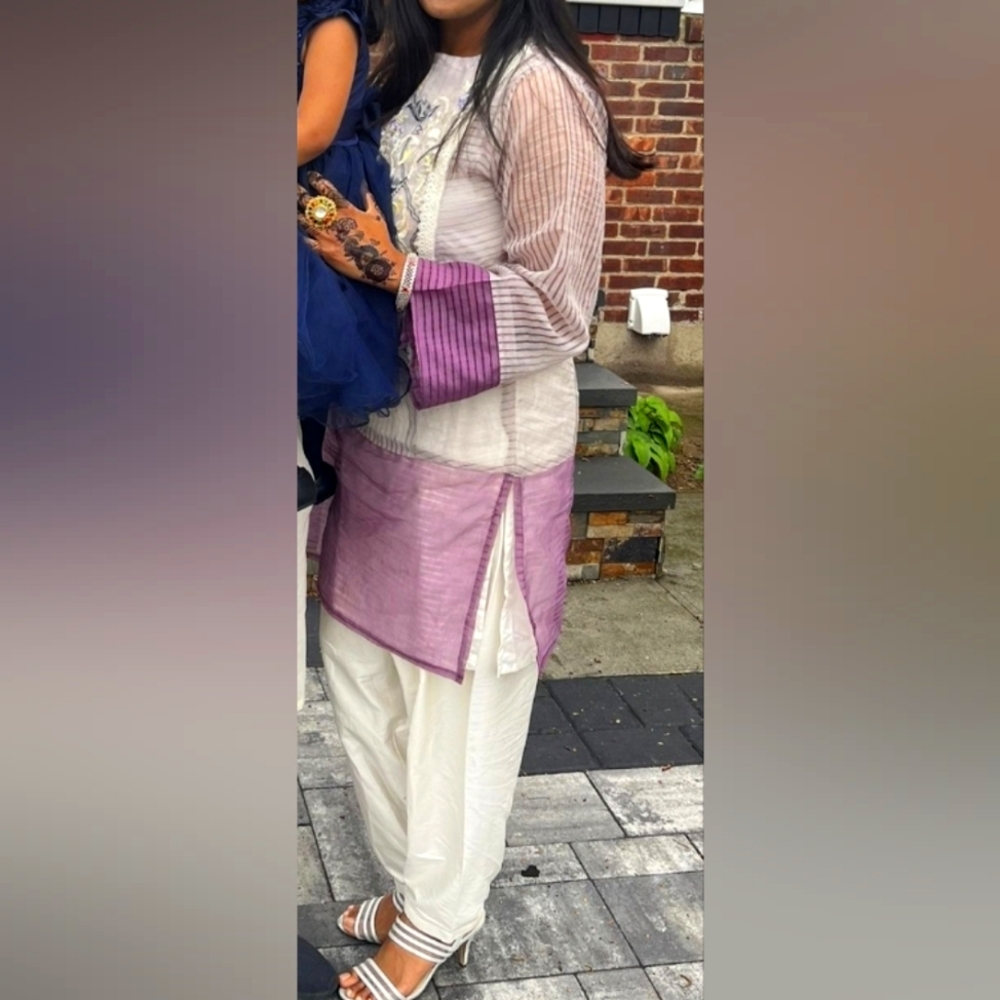 4-Piece Pakistani Dress with Shawl